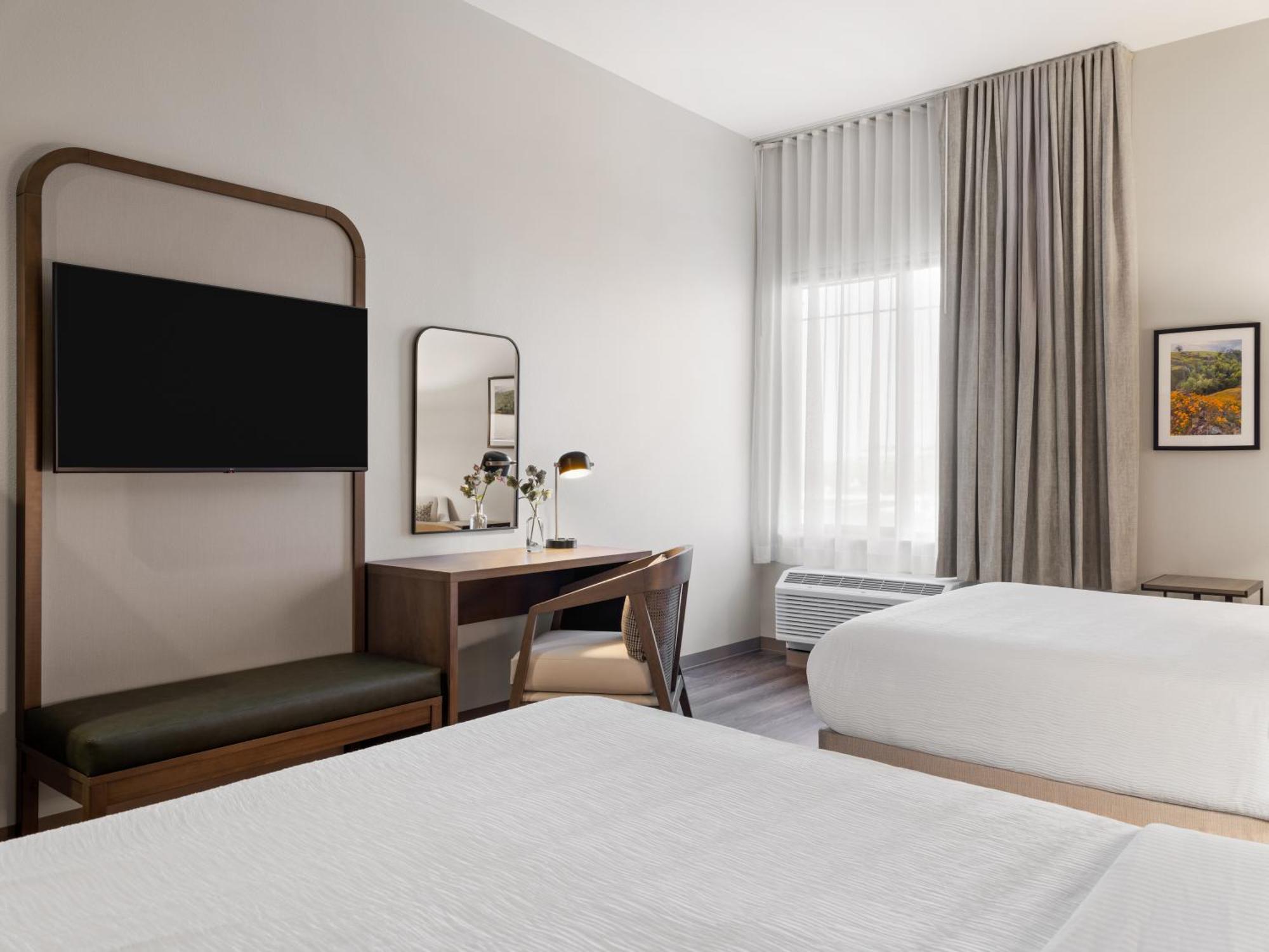 La Quinta Inn And Suites By Wyndham Lincoln Exteriör bild