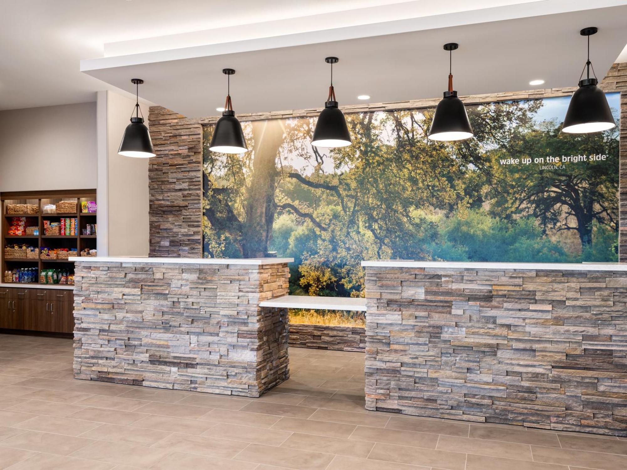 La Quinta Inn And Suites By Wyndham Lincoln Exteriör bild